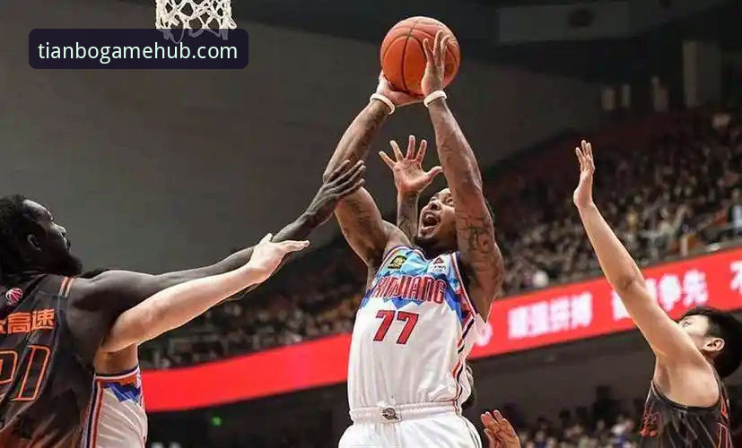 CBA焦点战最新动态：皮特森38分神兵天降，福建力克北京终结对手连胜